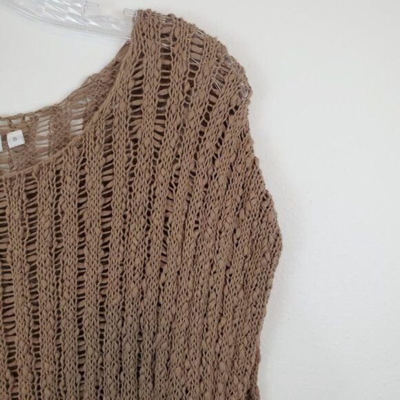 Nomadic Traders open knit crop sleeved top - Picture 2 of 8
